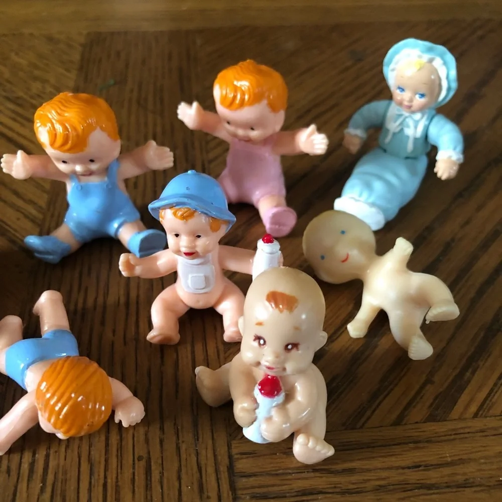 Assorted Vintage Dollhouse Babies